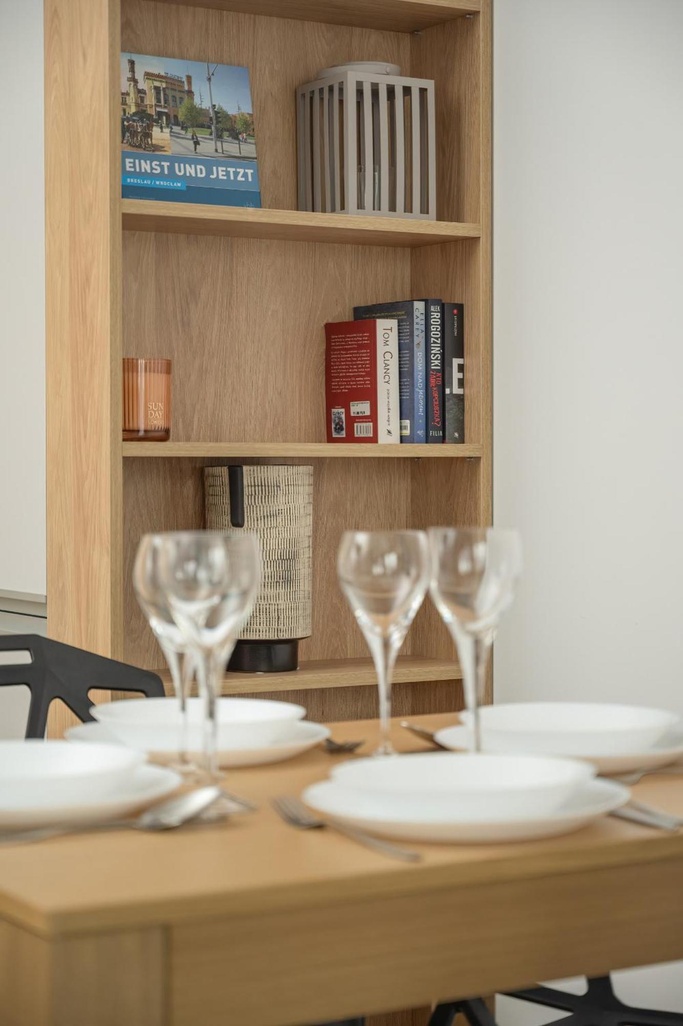Michalczyka Stylish Apartment With Parking In The City Center Of Wroclaw By Noclegi Renters Breslávia Exterior foto